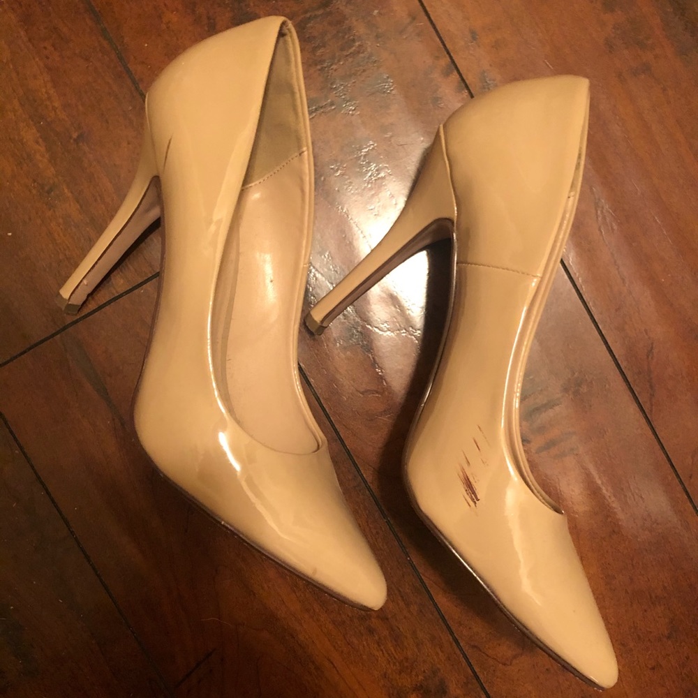Patent Leather Nude Pumps